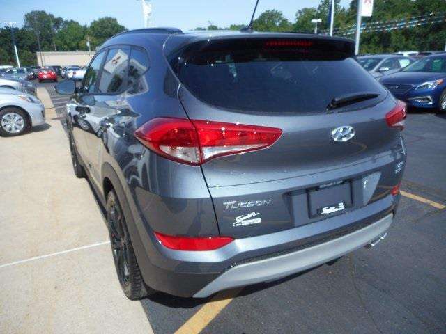 2017 Hyundai Tucson AWD Night 4dr SUV